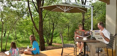 Victoria Falls Safari Suites