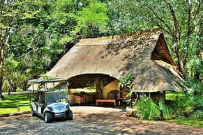 Victoria Falls Safari Suites