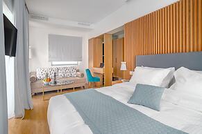 Glyfada Riviera Hotel