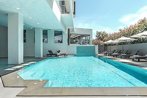 Glyfada Riviera Hotel