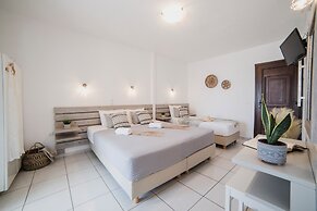 Petros Studios & Suites