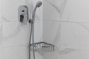 Petros Studios & Suites