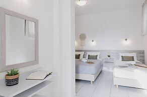 Petros Studios & Suites