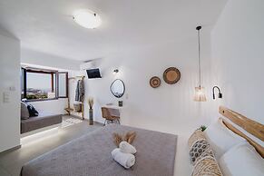 Petros Studios & Suites