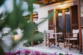 Petros Studios & Suites