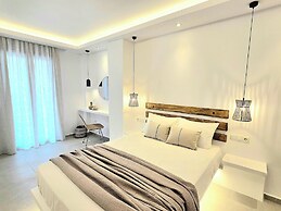 Petros Studios & Suites