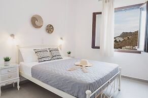 Petros Studios & Suites