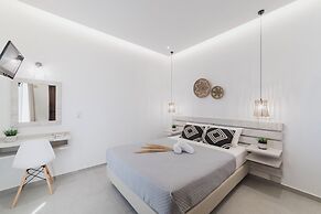 Petros Studios & Suites