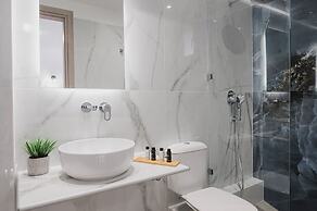 Petros Studios & Suites