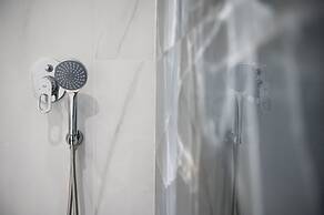 Petros Studios & Suites