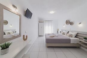 Petros Studios & Suites