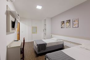 Hotel Cardim Plaza