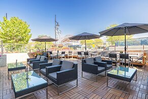 Sandman Signature Kamloops Hotel