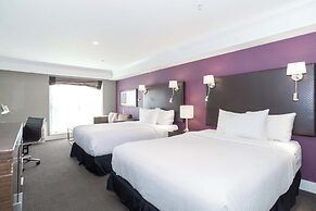 Sandman Signature Kamloops Hotel