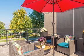 Sandman Signature Kamloops Hotel