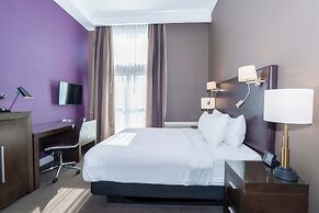 Sandman Signature Kamloops Hotel