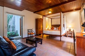 Estrada Hotel & Bistro