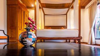 Estrada Hotel & Bistro