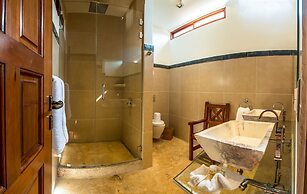 Estrada Hotel & Bistro