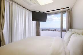 Bayhill Pool & Villa