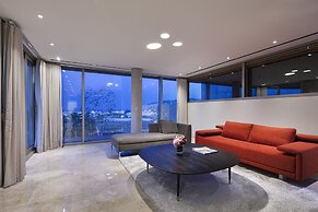 Bayhill Pool & Villa