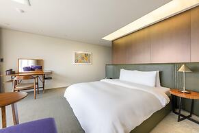 Bayhill Pool & Villa