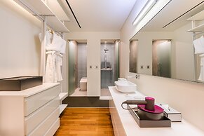 Bayhill Pool & Villa