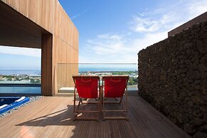 Bayhill Pool & Villa