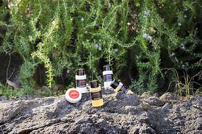 Bayhill Pool & Villa