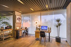 Bayhill Pool & Villa