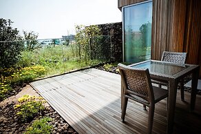 Bayhill Pool & Villa