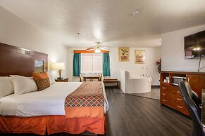 Sandia Peak Inn Old Town ABQ, a Howard Johnson by Wyndham