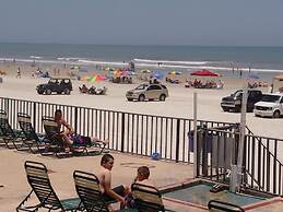 Grand Prix Motel on the Beach