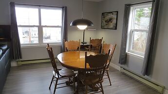Fundy Complex Dockside Suites