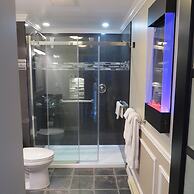 Fundy Complex Dockside Suites