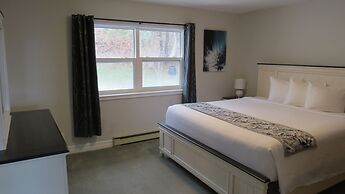 Fundy Complex Dockside Suites