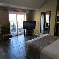 Fundy Complex Dockside Suites