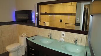 Fundy Complex Dockside Suites