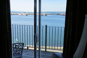 Fundy Complex Dockside Suites