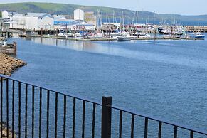 Fundy Complex Dockside Suites