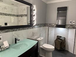 Fundy Complex Dockside Suites