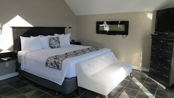 Fundy Complex Dockside Suites