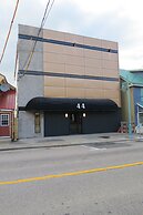 Fundy Complex Dockside Suites