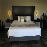 Fundy Complex Dockside Suites