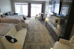 Fundy Complex Dockside Suites