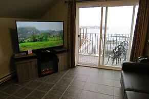 Fundy Complex Dockside Suites