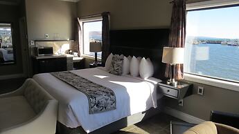 Fundy Complex Dockside Suites