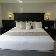 Fundy Complex Dockside Suites