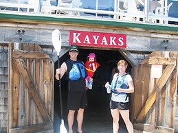 Fundy Complex Dockside Suites