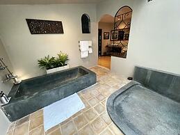 La Palmeraie. D'angkor